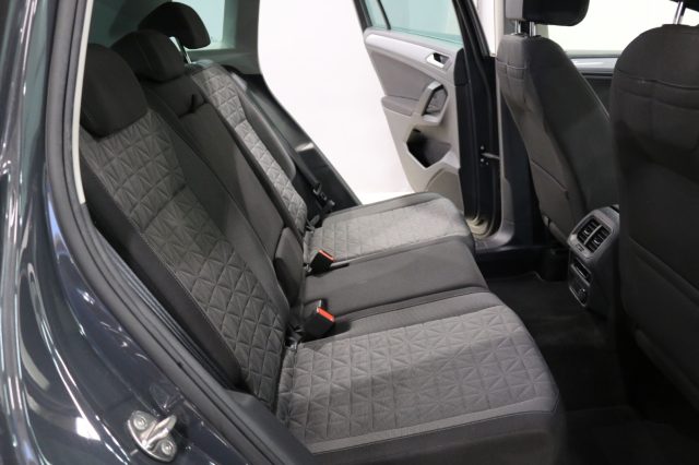 VOLKSWAGEN Tiguan usata, con Sensori di parcheggio posteriori