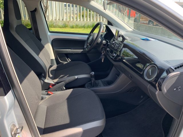 VOLKSWAGEN up! usata, con Cronologia tagliandi