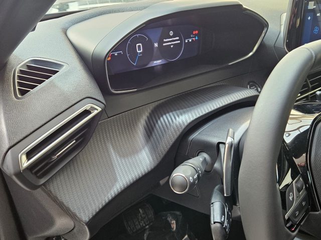 PEUGEOT 2008 usata, con Cruise Control