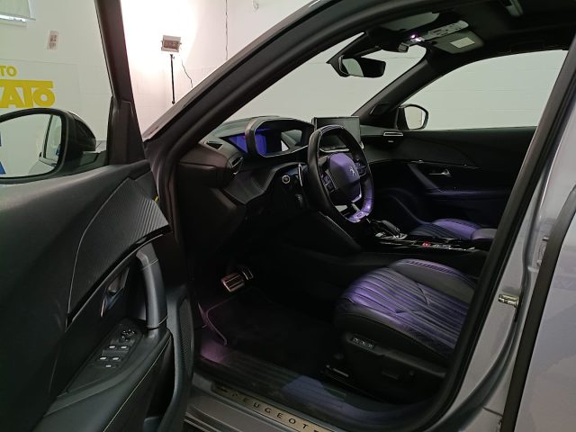 PEUGEOT 2008 usata, con Vetri oscurati