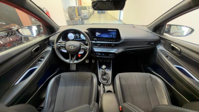 HYUNDAI i20 usata, con Controllo automatico clima