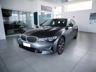 BMW 318 318 d Luxury Line 36 mesi di garanzia