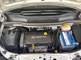 OPEL Zafira usata, con MP3