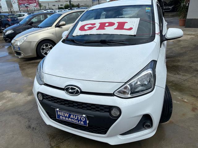 HYUNDAI i10 usata 28