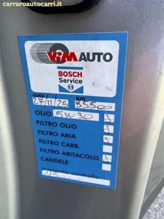 PEUGEOT Traveller usata, con USB