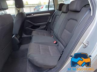 VOLKSWAGEN Passat Variant usata, con Climatizzatore