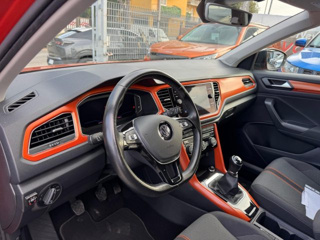 VOLKSWAGEN T-Roc usata, con Cerchi in lega