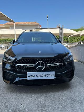 MERCEDES-BENZ GLA 200 usata, con Airbag
