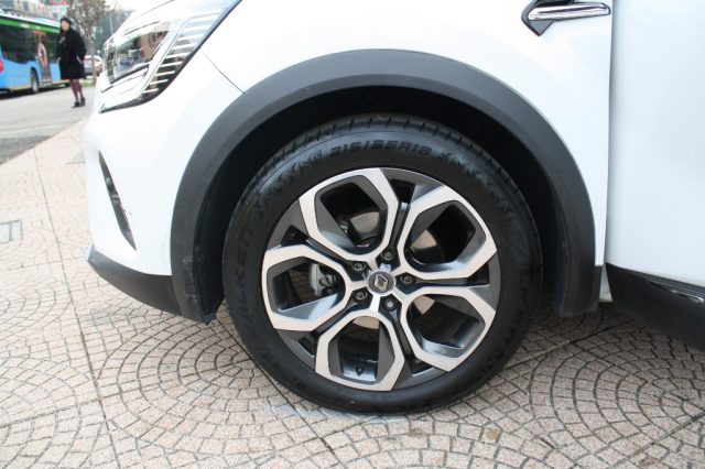 RENAULT Captur usata, con Fari LED