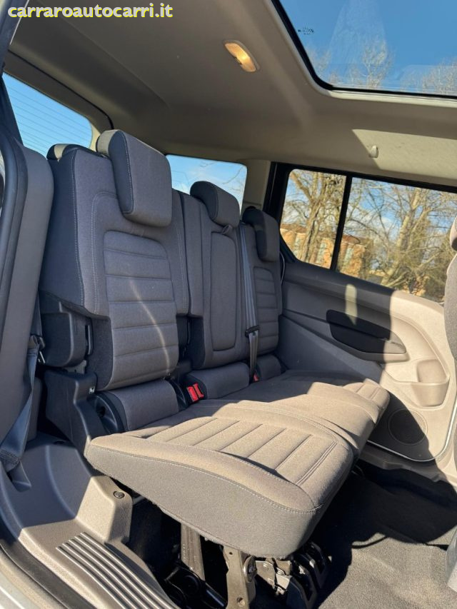 FORD Tourneo Connect usata, con Sensori di parcheggio posteriori