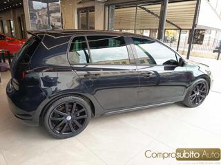 VOLKSWAGEN Golf usata, con Airbag Passeggero