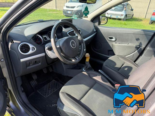 RENAULT Clio usata, con Controllo trazione