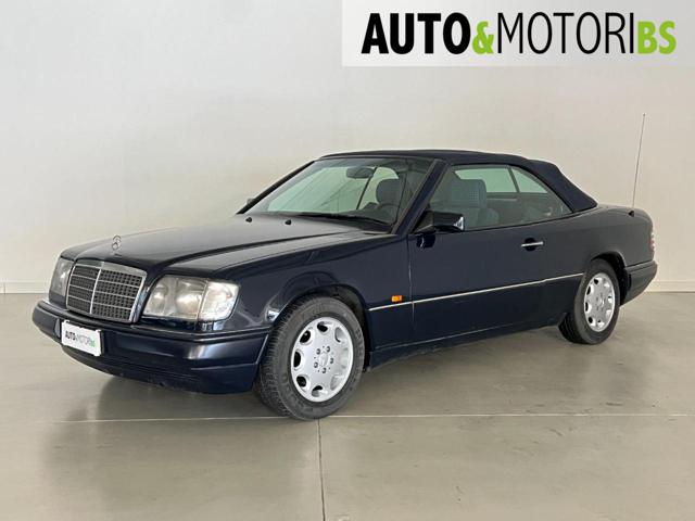 MERCEDES-BENZ E 200 usata 19