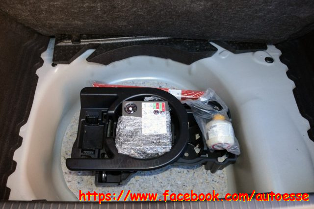 OPEL Corsa usata, con Touch screen