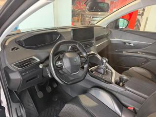 PEUGEOT 3008 usata, con Cruise Control