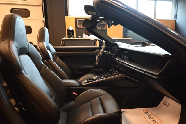 PORSCHE 992 usata 39