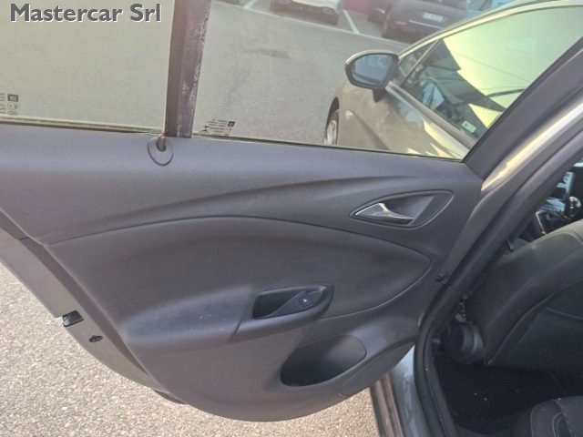 OPEL Astra usata, con Regolazione elettrica sedili