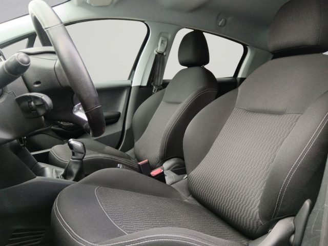 PEUGEOT 208 usata, con Alzacristalli elettrici