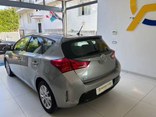 TOYOTA Auris usata 20