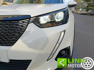 PEUGEOT 2008 usata, con Volante in pelle