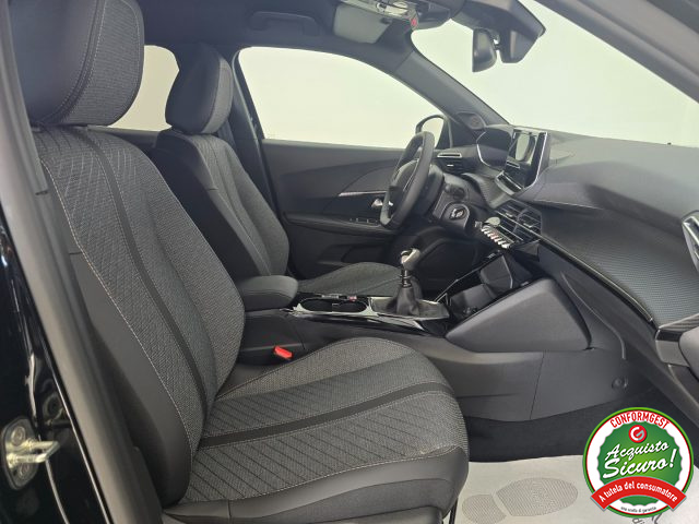 PEUGEOT 2008 usata, con Fari LED