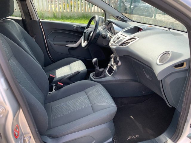 FORD Fiesta usata, con ESP