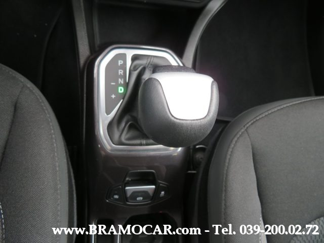 JEEP Renegade usata, con USB