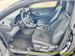 TOYOTA Yaris usata, con Autoradio