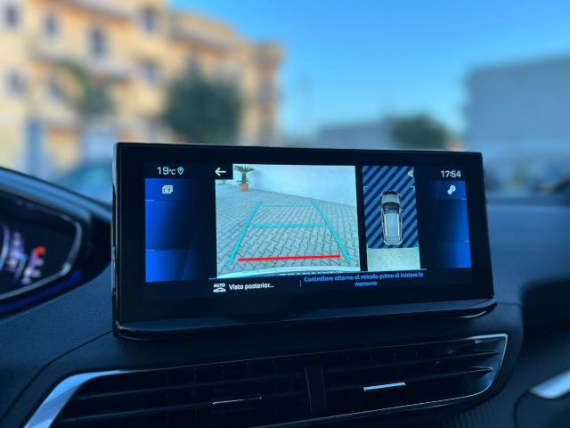 PEUGEOT 3008 usata, con Sistema di navigazione