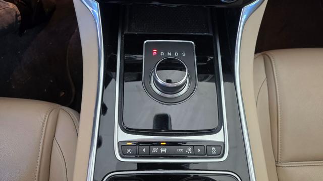 JAGUAR XE usata, con Interni in pelle