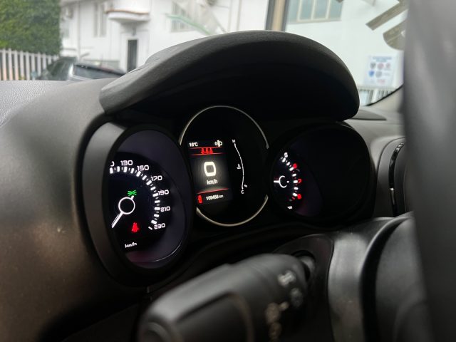 FIAT 500L usata, con USB