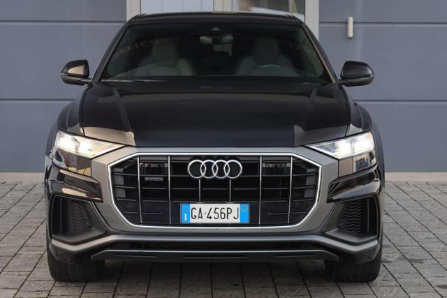 AUDI Q8 usata, con Park Distance Control