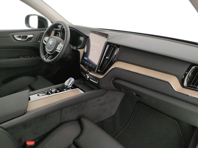 VOLVO XC60 usata, con Controllo automatico clima
