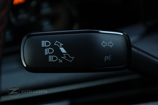 VOLKSWAGEN Golf GTI usata, con Fari full-led