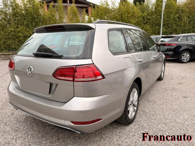 VOLKSWAGEN Golf Variant usata, con Airbag laterali