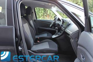 RENAULT Scenic usata, con Park Distance Control