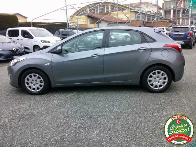 HYUNDAI i30 usata, con Airbag