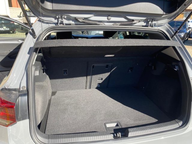 VOLKSWAGEN Golf usata, con Volante in pelle