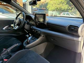 TOYOTA Yaris usata, con Cerchi in lega