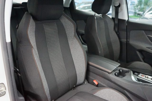 PEUGEOT 3008 usata, con Head-up display