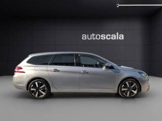 PEUGEOT 308 usata, con Autoradio