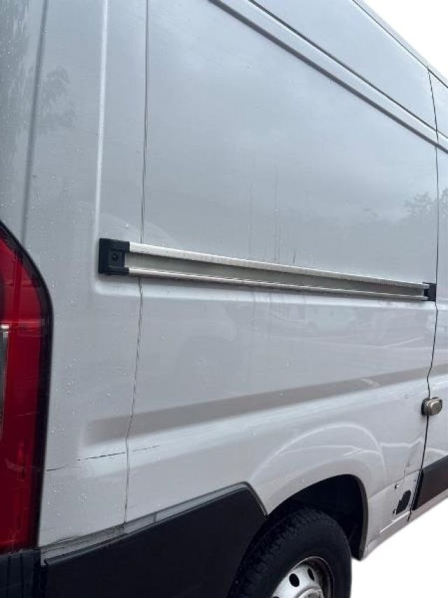 PEUGEOT Boxer usata, con Climatizzatore