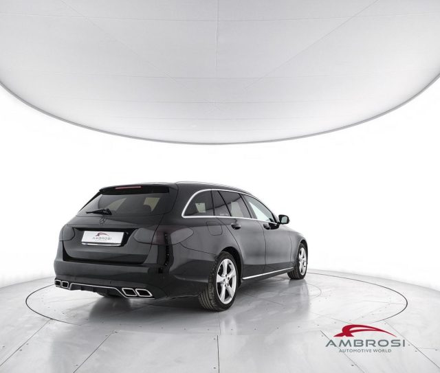 MERCEDES-BENZ C 220 usata 2