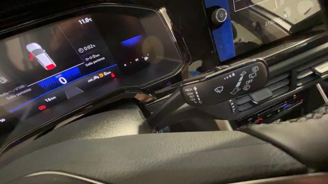 VOLKSWAGEN Taigo usata, con Cruise Control
