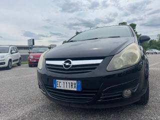 OPEL Corsa usata, con Autoradio