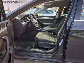 VOLKSWAGEN Passat Variant usata, con Fendinebbia