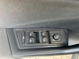 VOLKSWAGEN T-Roc usata, con Controllo trazione