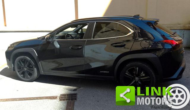 LEXUS UX 250h usata, con Climatizzatore