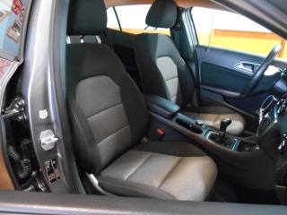 MERCEDES-BENZ GLA 180 usata, con Fendinebbia