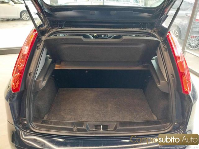 FIAT Punto usata 12